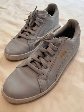 Puma Women's Smash V2 Baby Blue Leather Classic Sneaker Shoes Size 9